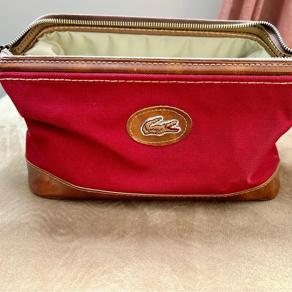 Vintage 1970s Lacoste Red and Tan Toiletry Bag - Picture 3 of 6